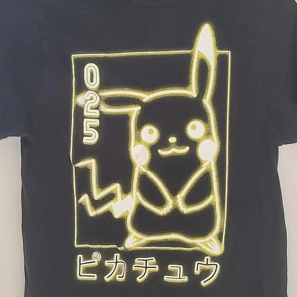 **4/$20 TEES**Pokémon Pikachu boys small black with gold/yellow LOT A - Picture 2 of 5